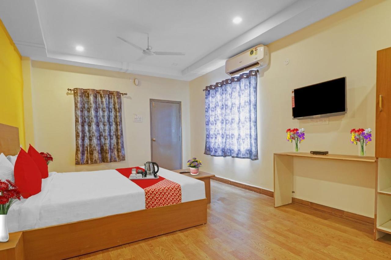 Hotel O Lavish Stay حيدر أباد المظهر الخارجي الصورة